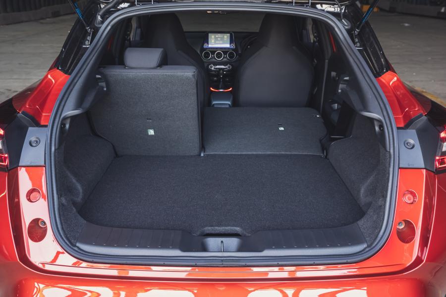 Багажник Nissan Juke 2019 года  (UK) (фото 27 из 40)